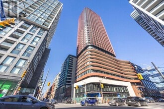 Building Photo - 180 Front St E