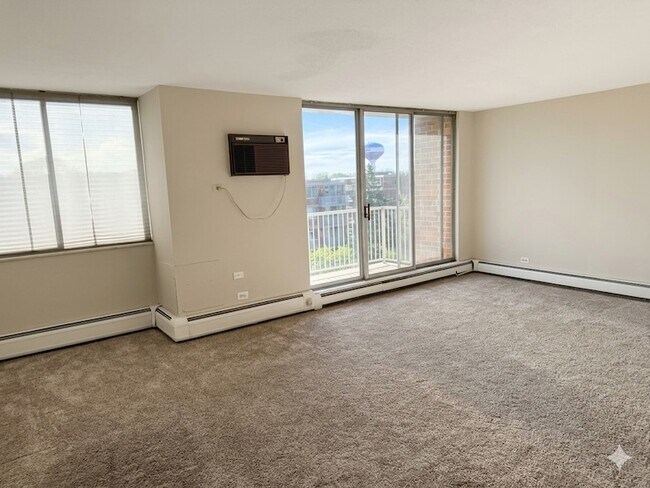 Foto del edificio - 2211 S Stewart Ave
