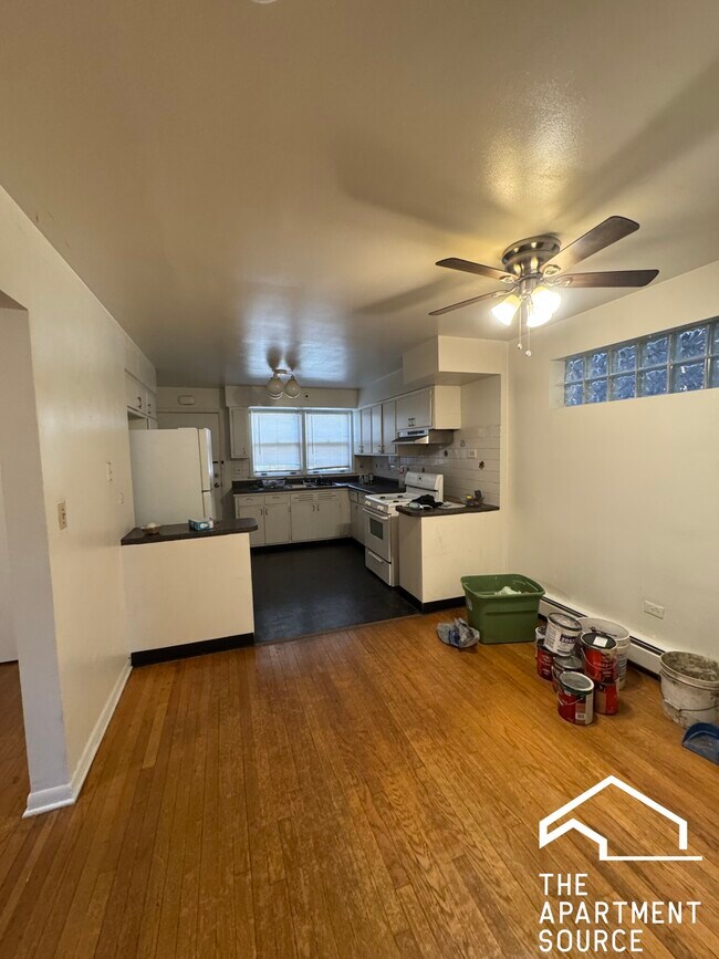 Foto del edificio - 7528 N Claremont Ave