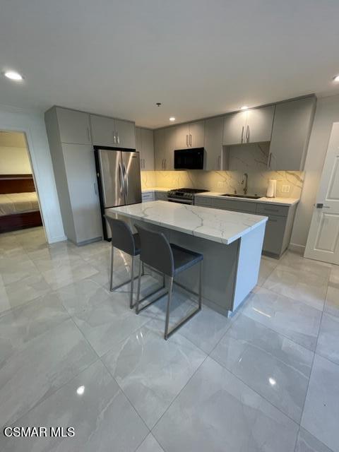 Foto del edificio - 7869 Mesa Dr