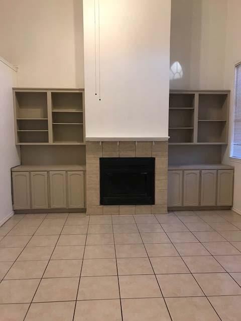 Foto del edificio - 1433 Danielle Dr