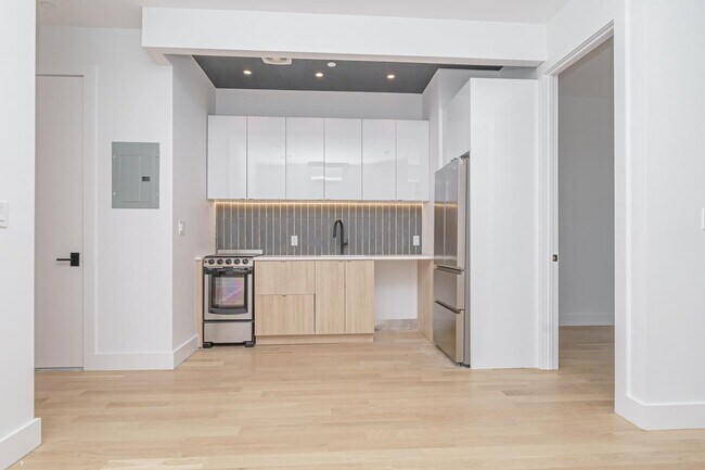 Foto del edificio - 987 Bedford Ave