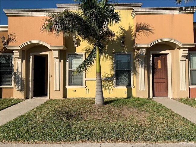 Building Photo - 11 Regal Dr