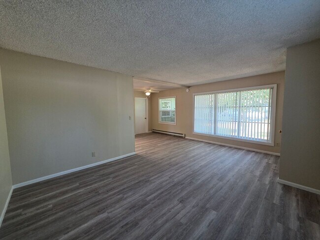 Foto del edificio - Charming 3 bedroom 2 bath