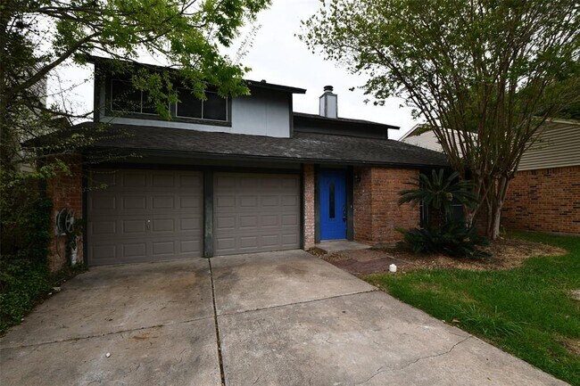 Building Photo - 3514 Palm Grove Dr