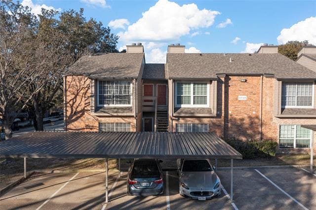 Foto del edificio - 9801 Royal Ln