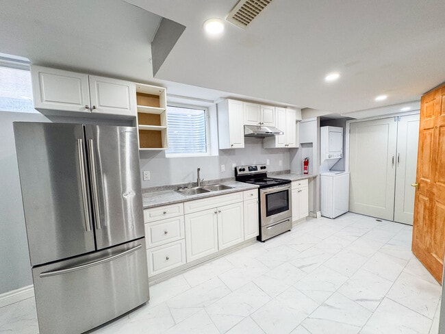 Building Photo - 12 New Haven Gate