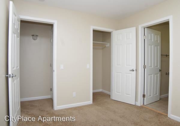 Building Photo - 1136 Virginia Ln
