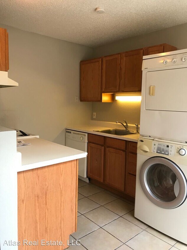 Foto principal - 5447-5457 W 4th Ave
