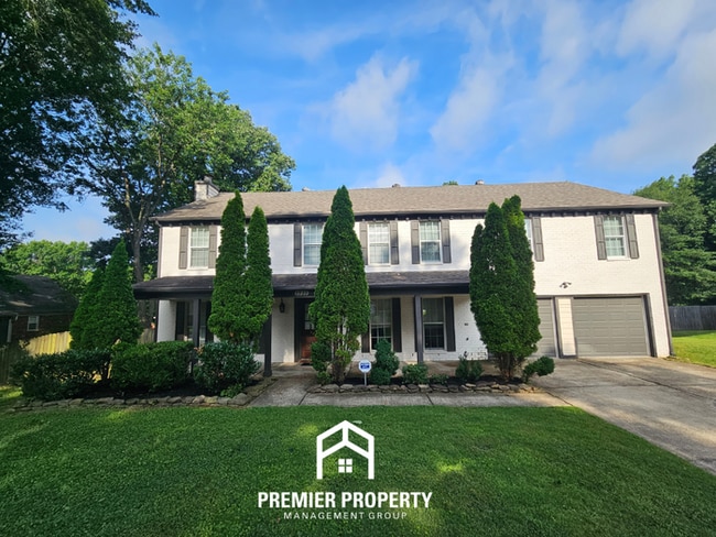 Grand 6BR/3BA Germantown Estate | 3,305 Sq Ft, Luxury Kitchen & Oasis Deck/Patio - Grand 6BR/3BA Germantown Estate | 3,305 Sq Ft, Luxury Kitchen & Oasis Deck/Patio House