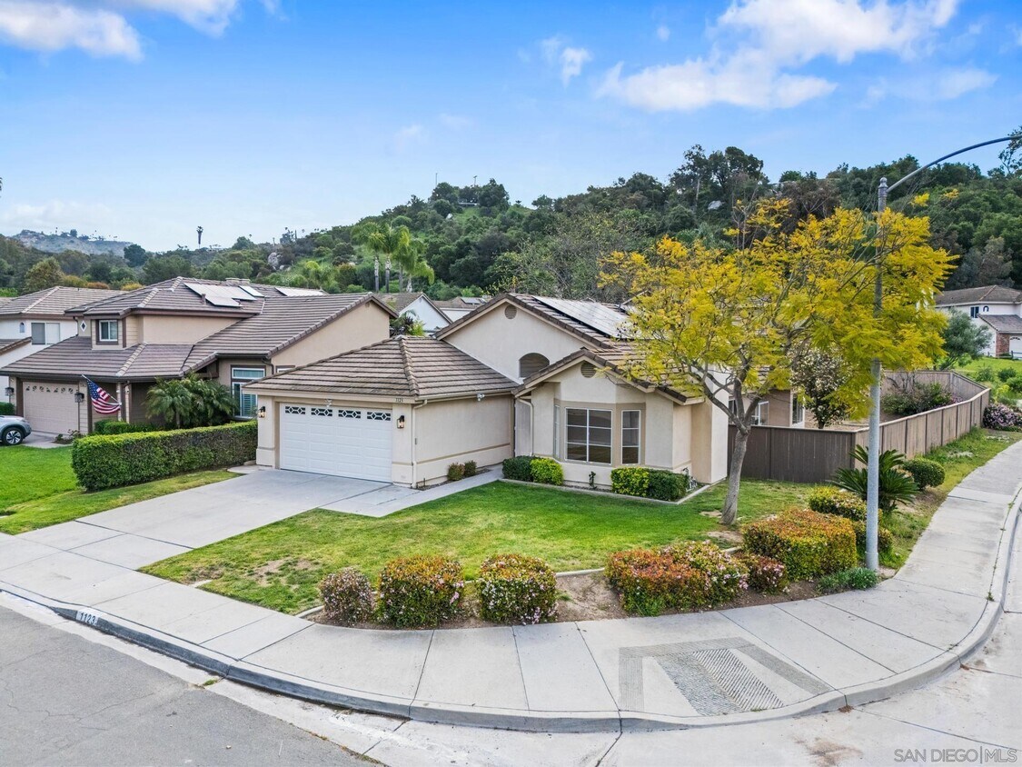 Foto principal - 1123 Rocky Point Way