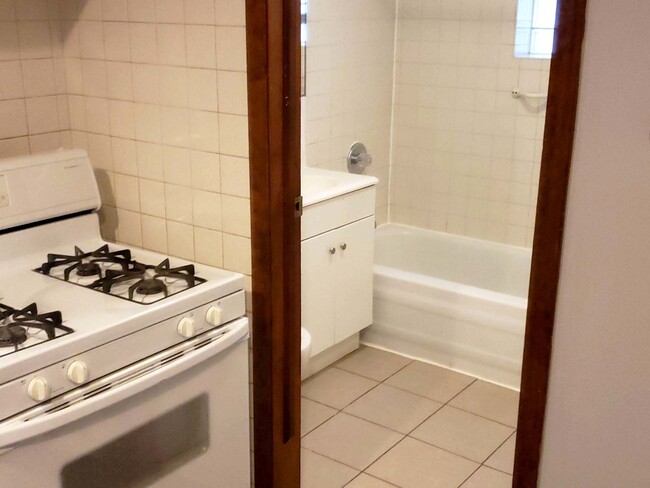 Foto del edificio - 828 W 34th St
