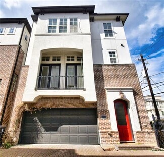 Building Photo - 2440 Charleston St