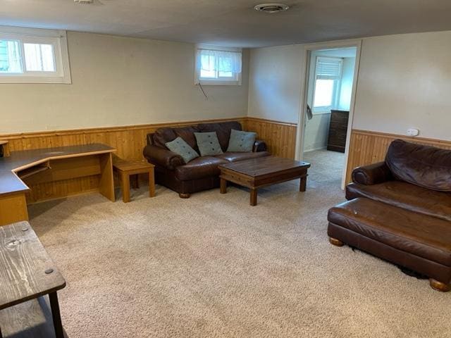 Building Photo - 842 1/2 Yellowstone Ave