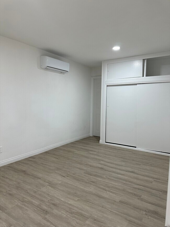 Foto del edificio - 3153 Garden Ave