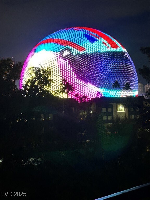 Foto del edificio - 230 E Flamingo Rd