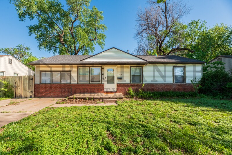 Foto principal - 1414 E 31st St S