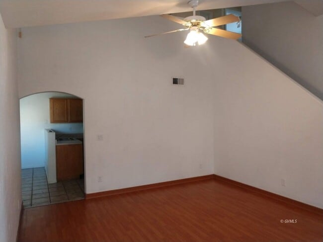 Building Photo - 1305 Crimson Canyon Dr