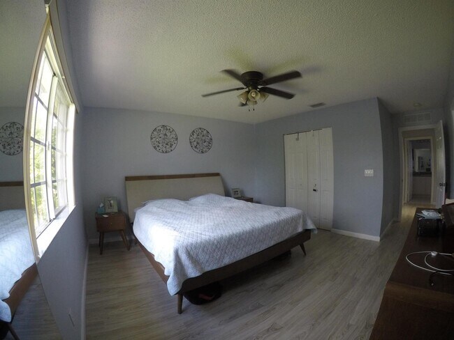 Foto del edificio - 1190 Imperial Lake Rd