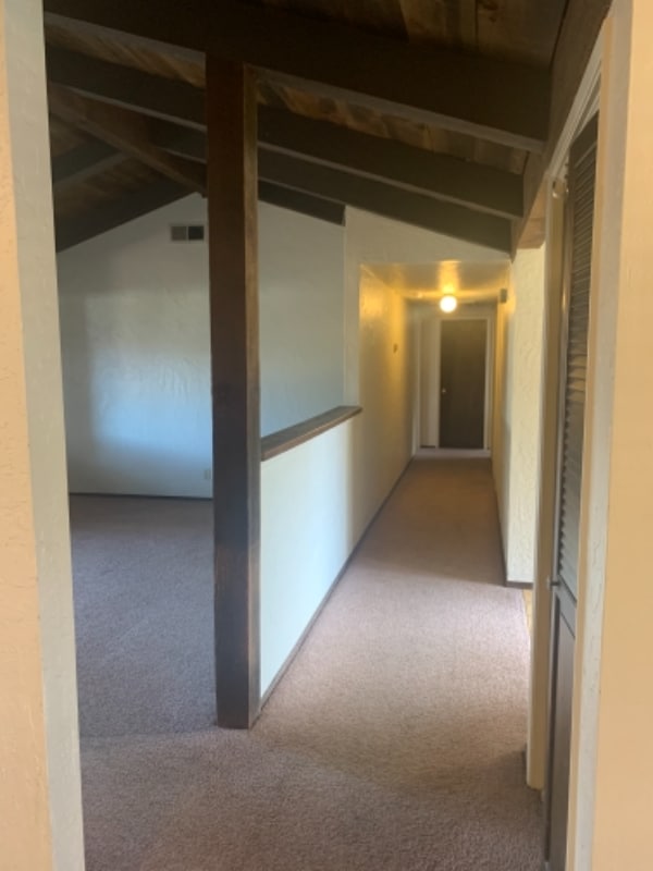 Foto del edificio - 810 Madrone Ave