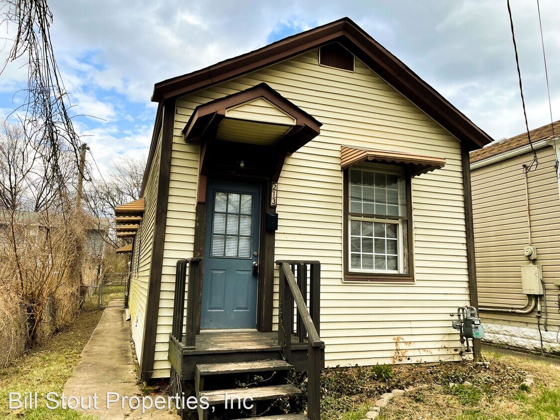 Primary Photo - 2 br, 1 bath House - 213 S. Spring Street