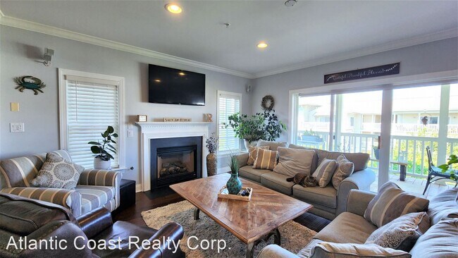 Building Photo - 3 br, 2.5 bath House - 3 Bedroom/2.5 Bath ...