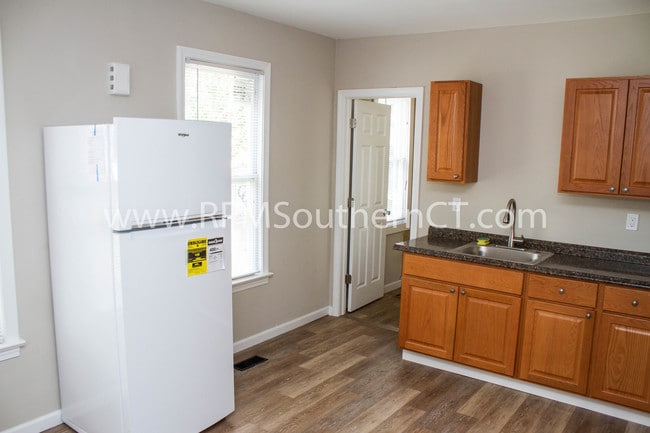 Building Photo - Brand New – 1st Fl. – Close to Downtown