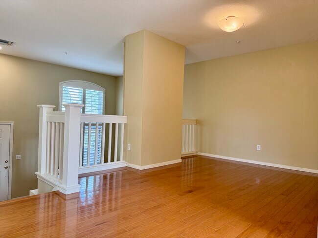 Building Photo - 639 Condor Court