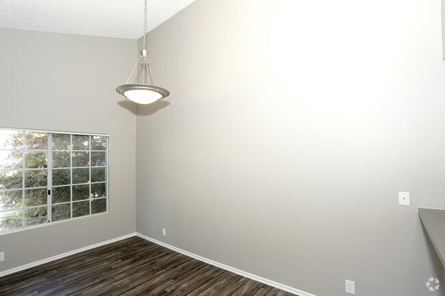 3HAB, 2HAB - 1300 FT² - Harborview