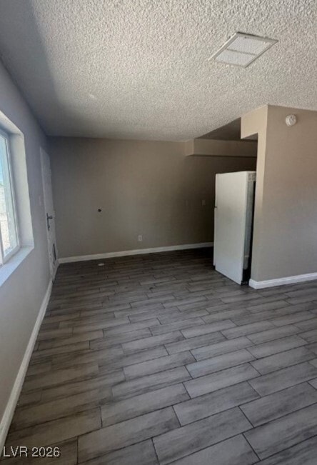 Building Photo - 718 W Wilson Ave