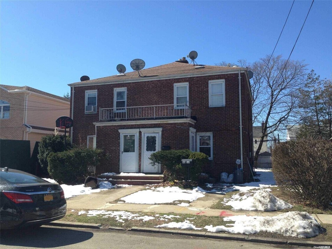 901290221 Place, Queens Village, NY 11427 House Rental in Queens