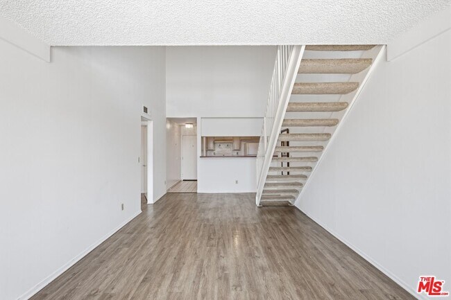 Foto del edificio - 3600 Bagley Ave
