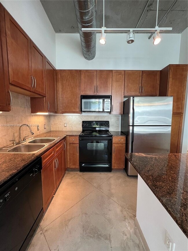 Building Photo - 2001 Biscayne Blvd