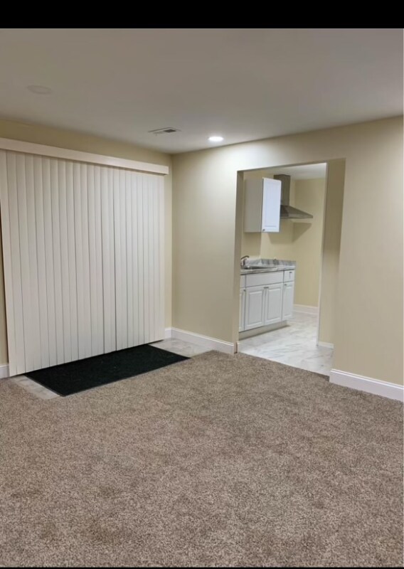 Primary Photo - 2909 Gracefield Rd