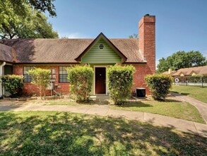 Building Photo - 1601 Faro Dr