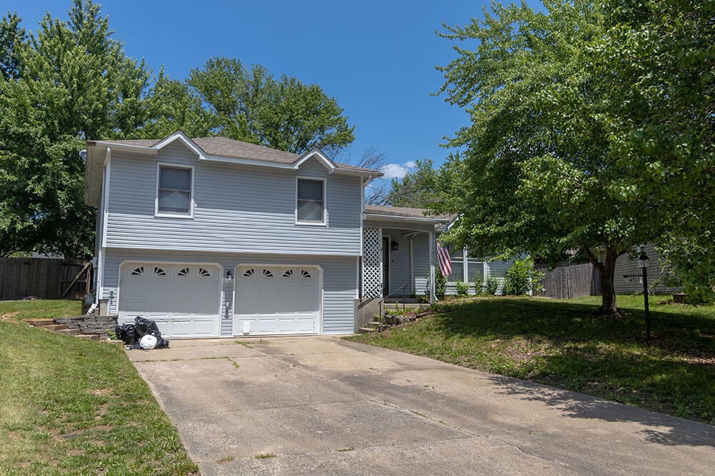 4311 W South Pinebrook Ln, Columbia, MO 65203 House for Rent in