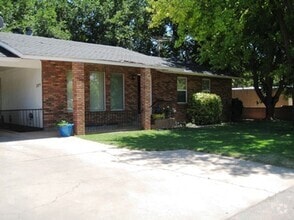 Building Photo - 2477 Arrowhead Trail