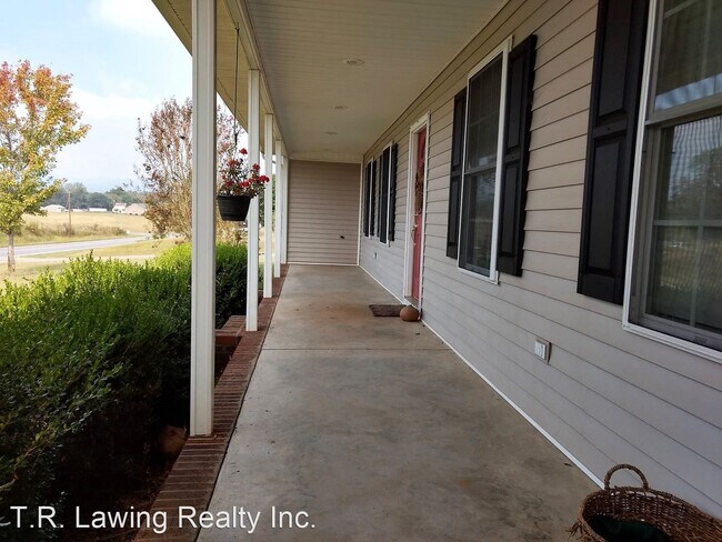 Foto del edificio - 4 br, 4 bath House - 5388 Casar Road