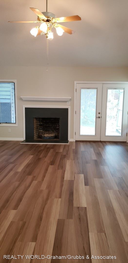 Building Photo - 2 br, 2 bath House - 1801 Sherbrooke Circle