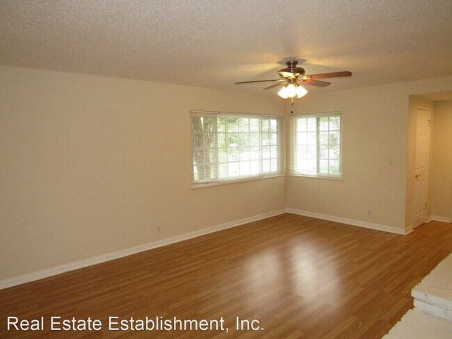 Building Photo - 3 br, 2 bath House - 1228 E. Culver Avenue