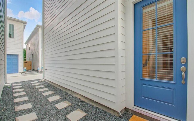 Building Photo - 4133 Griggs Rd