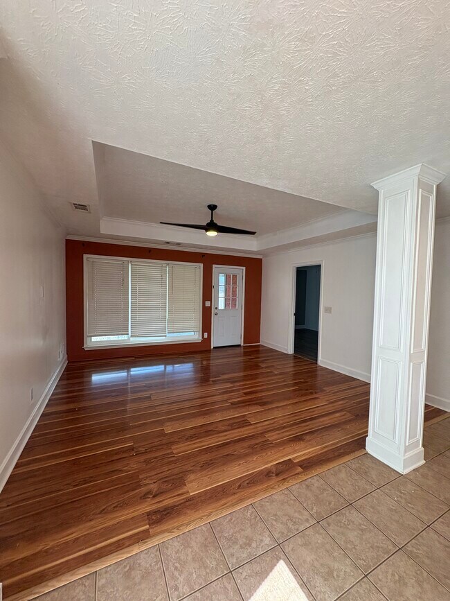 Foto del edificio - 143 Ridgeview Dr