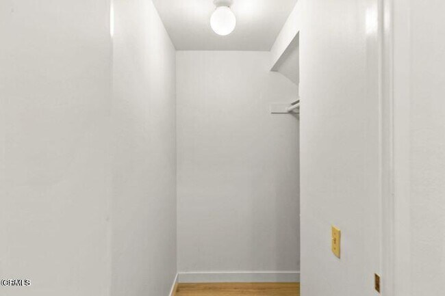 Building Photo - 739 Terrace View Pl