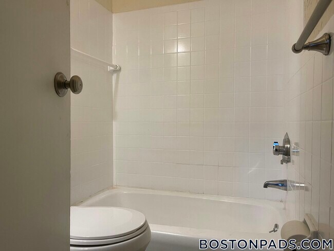Foto del edificio - 53 S Huntington Ave