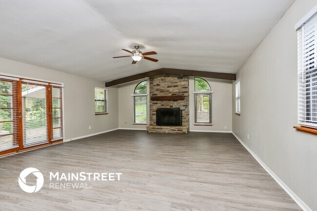 Building Photo - 1862 Cottonwood Dr