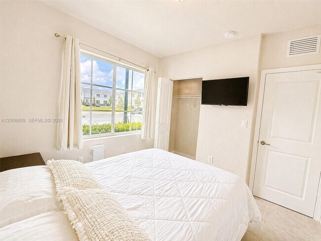 Foto del edificio - 1041 NW 5th St