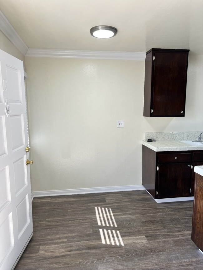 Dining room - 7650 Bright Ave