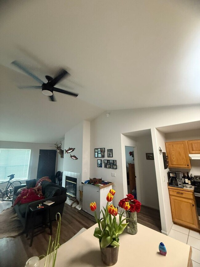 Foto del edificio - 521 N 14th St
