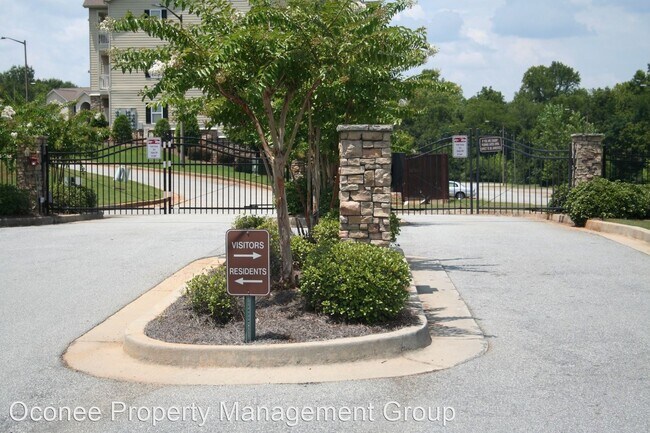 Foto del edificio - 2 br, 2 bath House - 3324 Town Creek Circle