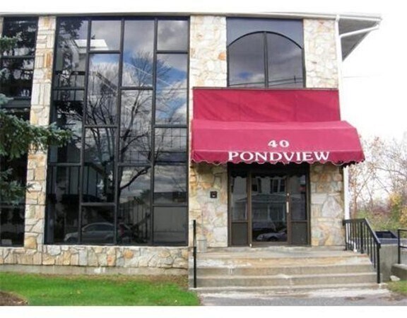 Foto principal - 40 Cochituate Rd